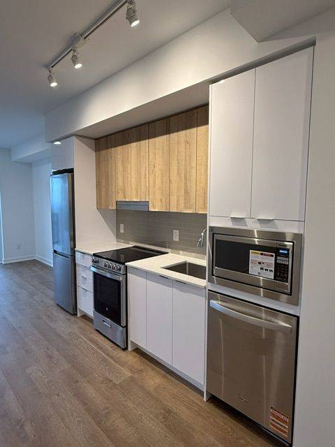 Mississauga, ON L4Z 3X7,5105 Hurontario ST #1412