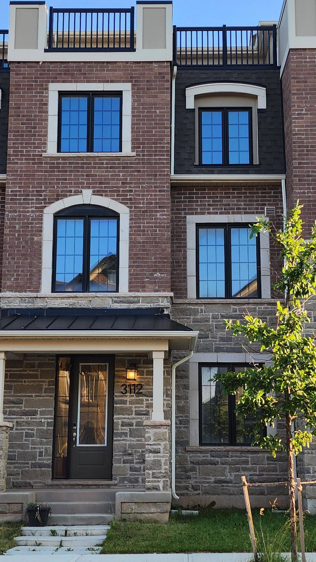 Oakville, ON L6H 7X1,3112 William Cutmore BLVD