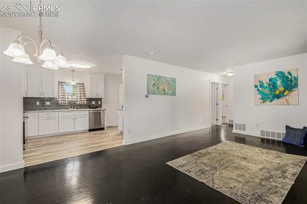 Colorado Springs, CO 80907,3715 Manchester ST