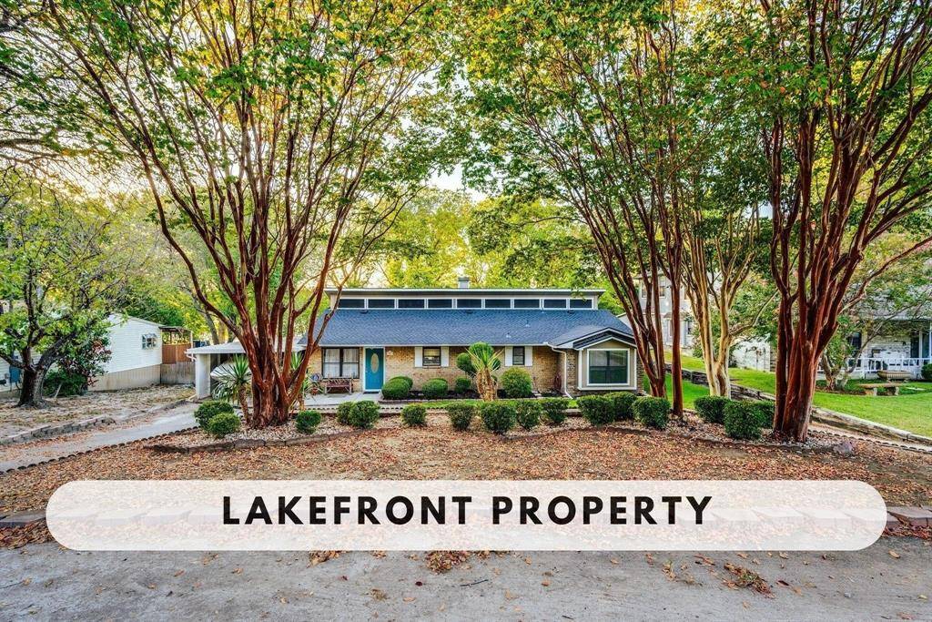309 Lakewood Drive, Waxahachie, TX 75165