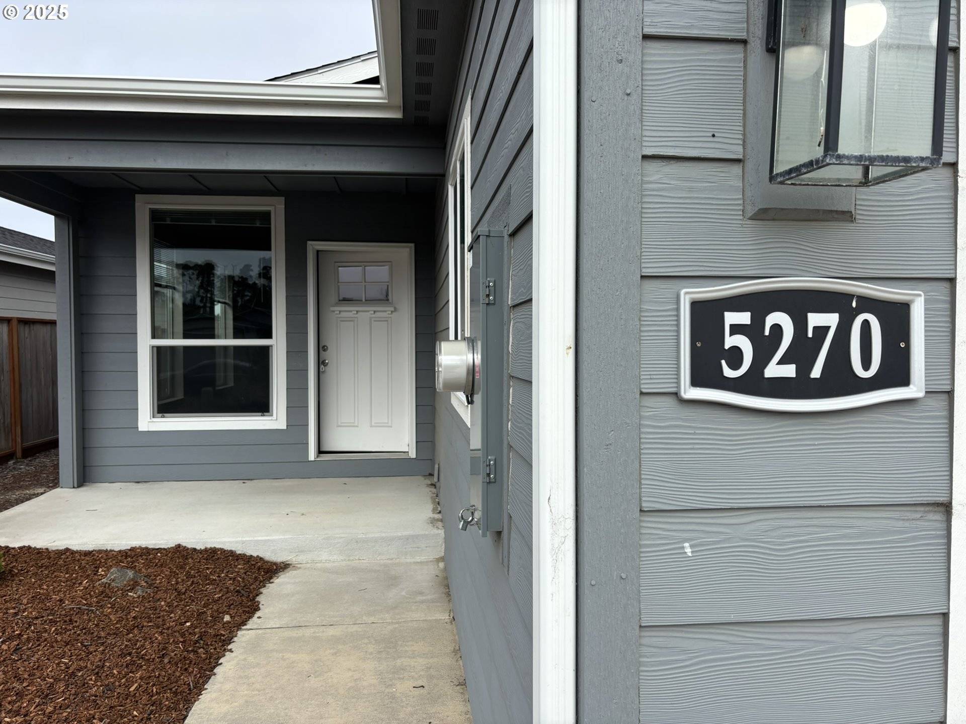 Florence, OR 97439,5270 NOPAL ST