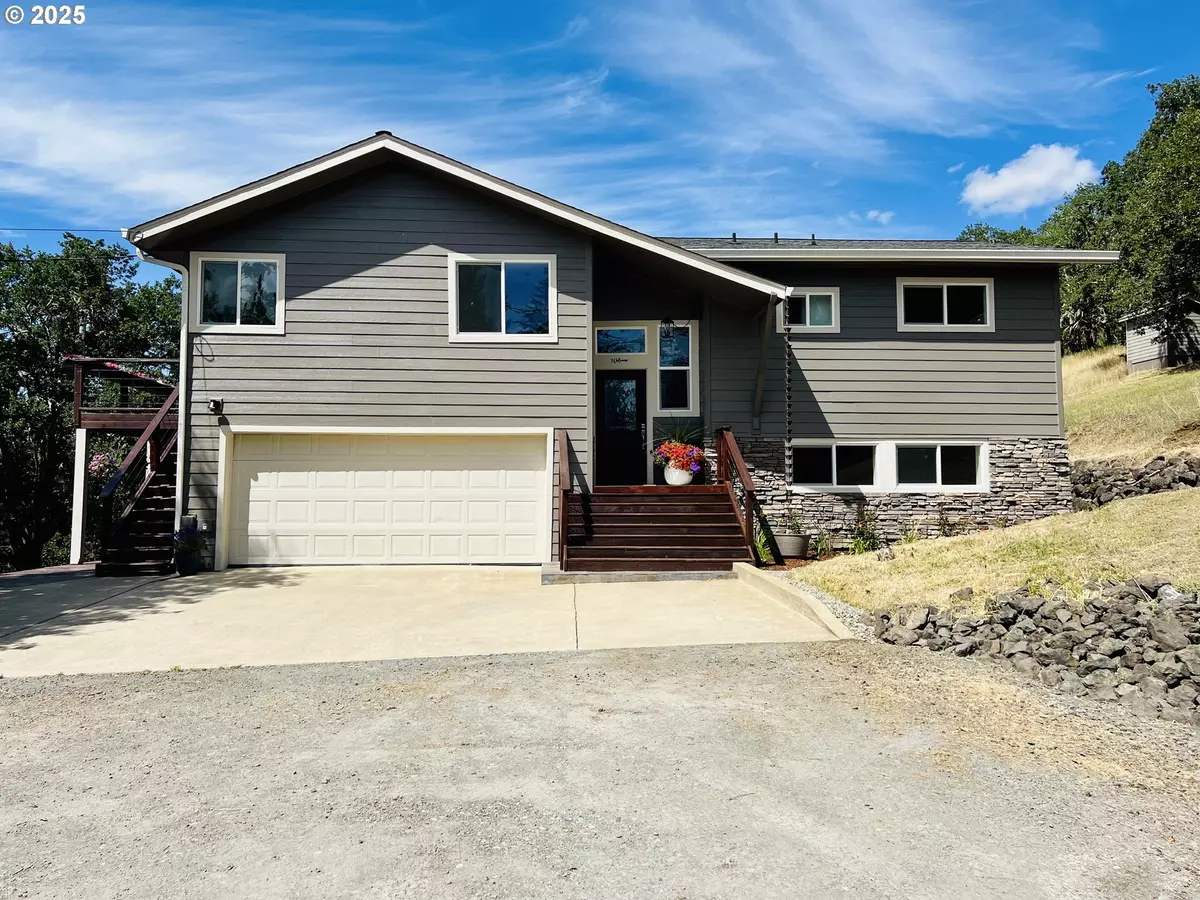 Roseburg, OR 97470,7978 North Bank RD
