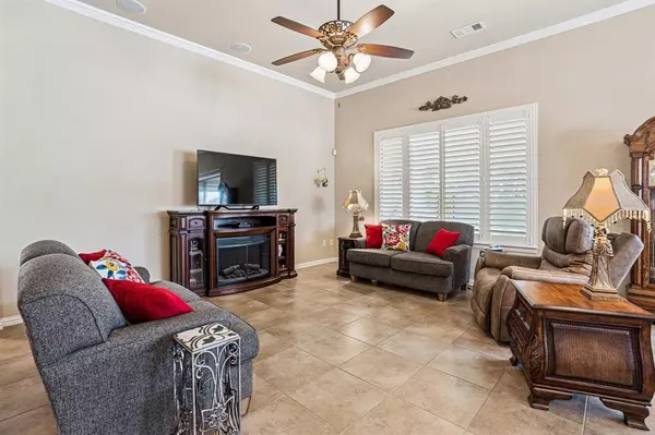 Denton, TX 76207,9733 Rivercrest Drive