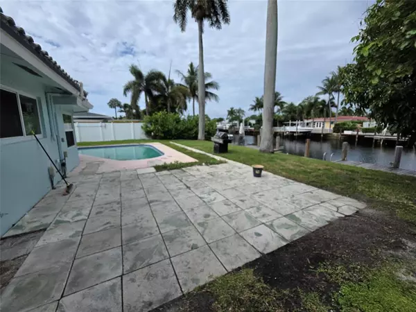 Pompano Beach, FL 33060,341 SE 6th Ave