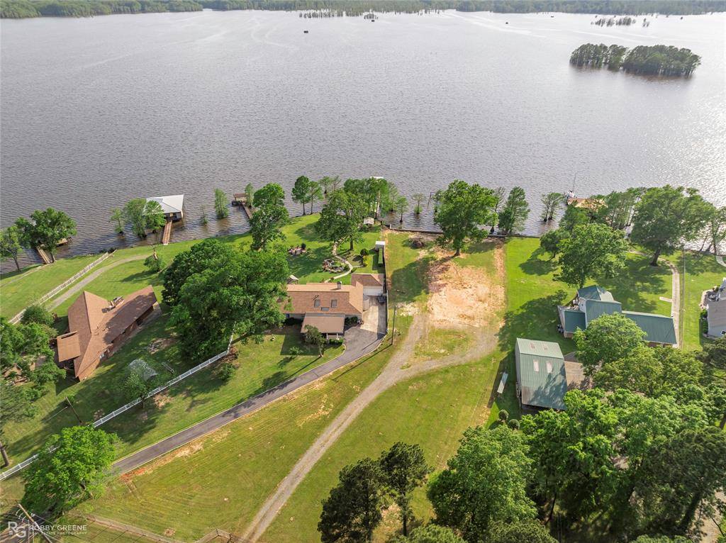 Shreveport, LA 71107,7081 N Lakeshore Drive