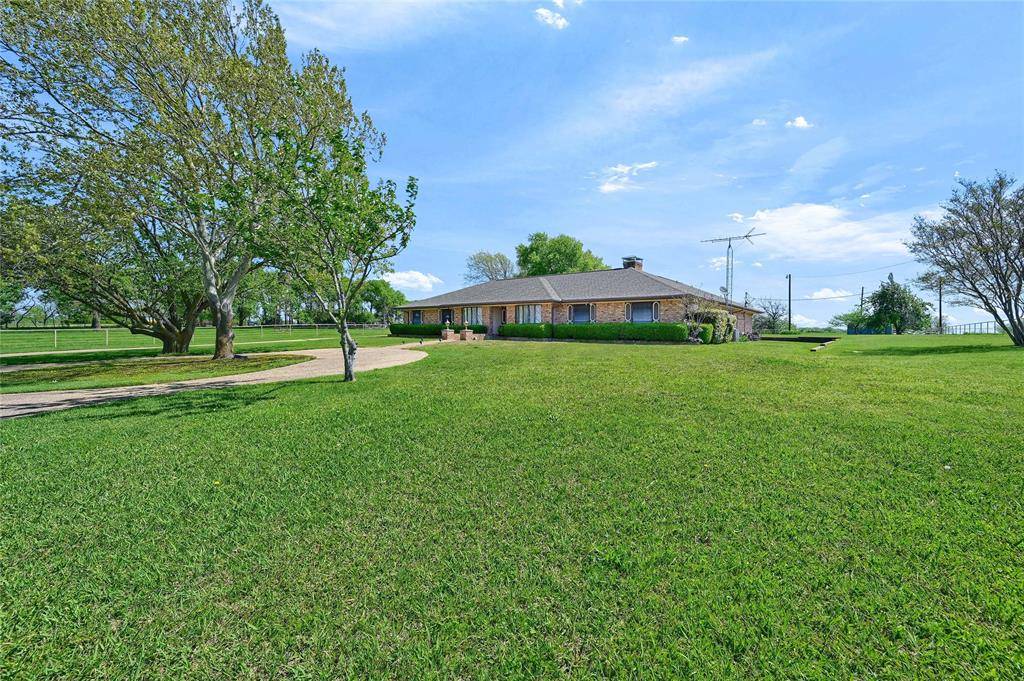 Gunter, TX 75058,20967 Fm 121