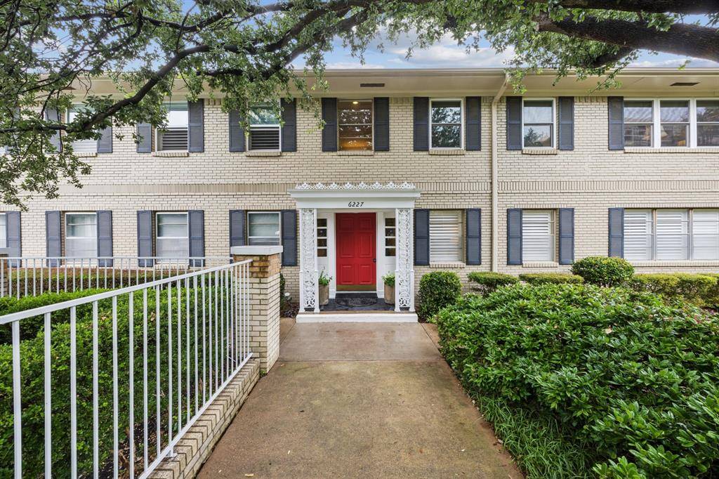 Dallas, TX 75225,6227 Bandera Avenue #D