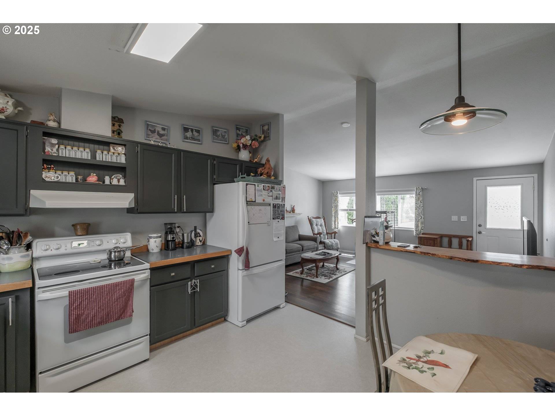 Corvallis, OR 97330,2601 NE Jack London ST #169