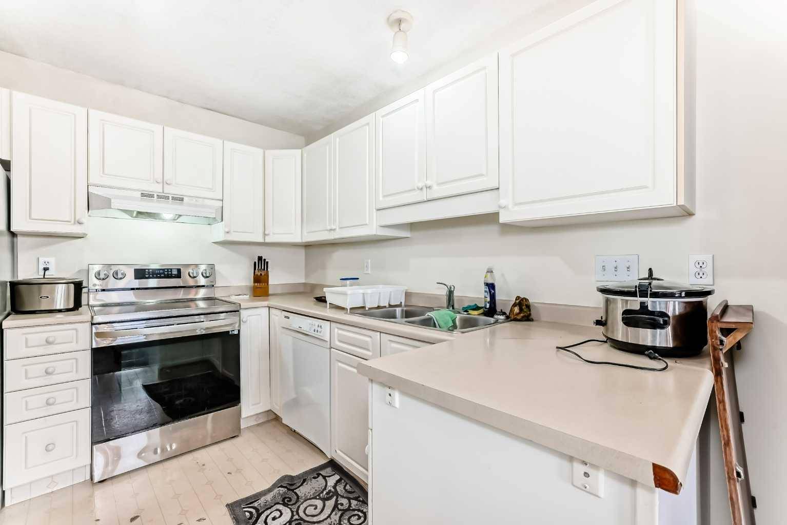 Calgary, AB T1Y 6Z5,66 Del Monica Villas Northeast