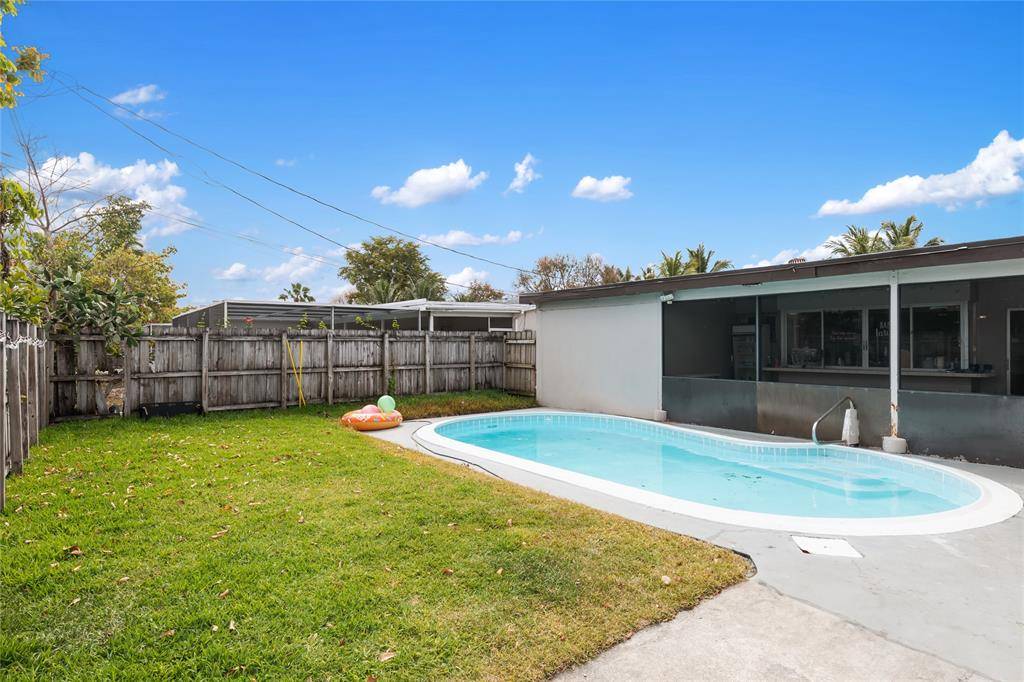 Miramar, FL 33023,[StreetName,UnitNumber,StreetNumber,StreetDirPrefix]