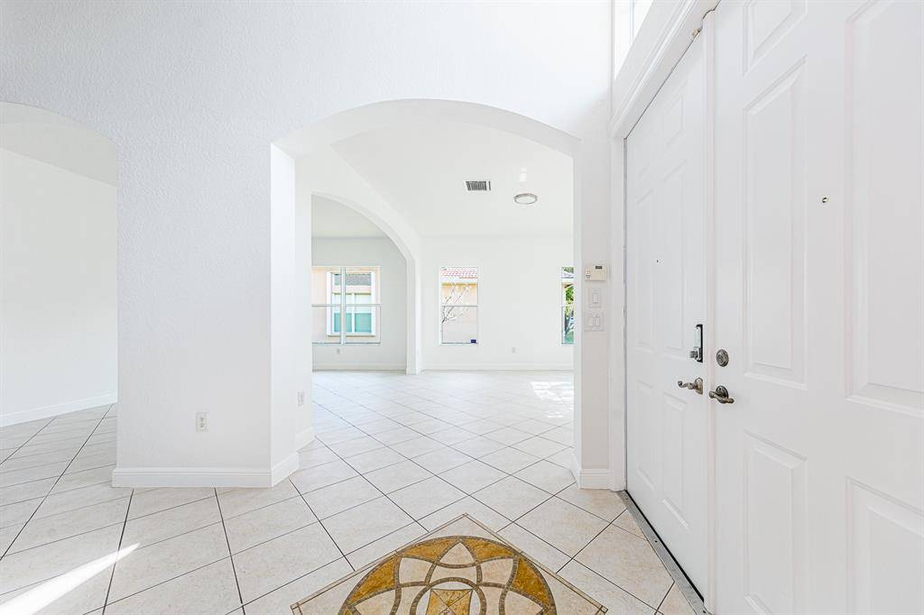 Miramar, FL 33029,4981 SW 173rd Ave