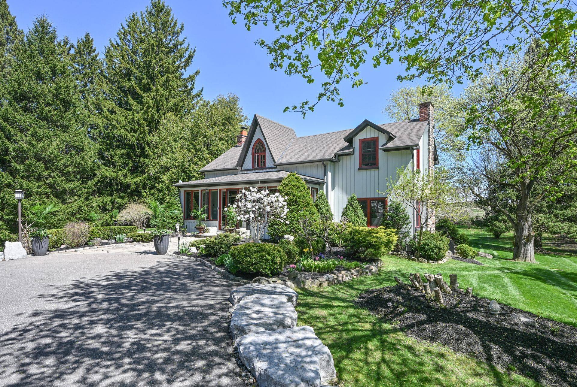 Caledon, ON L7C 0G2,4075 The Grange Side Road E