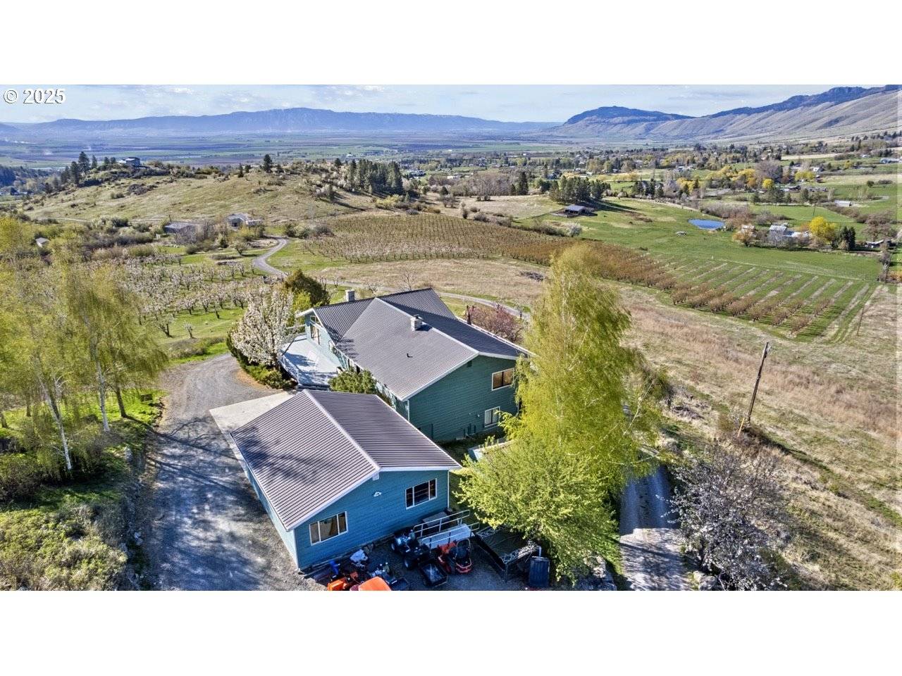 Cove, OR 97824,67852 RUTH LN
