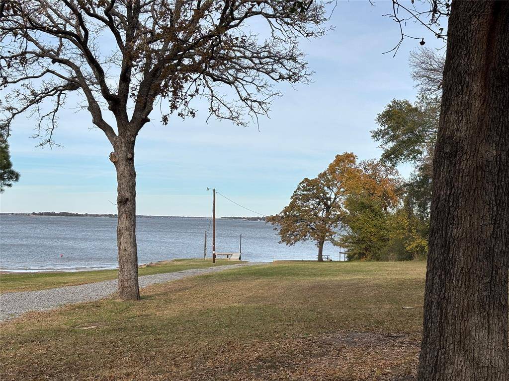 105 Still Harbor Circle, Tool, TX 75143