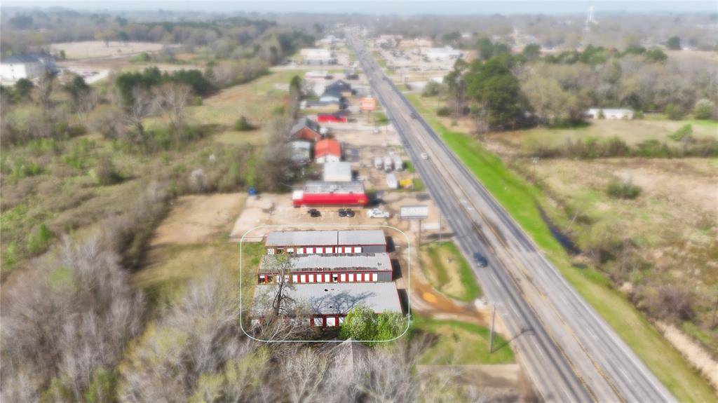 944 SH 31 W, Chandler, TX 75758