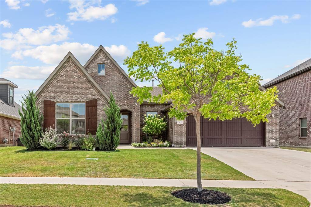 Aledo, TX 76008,819 Highlands Avenue