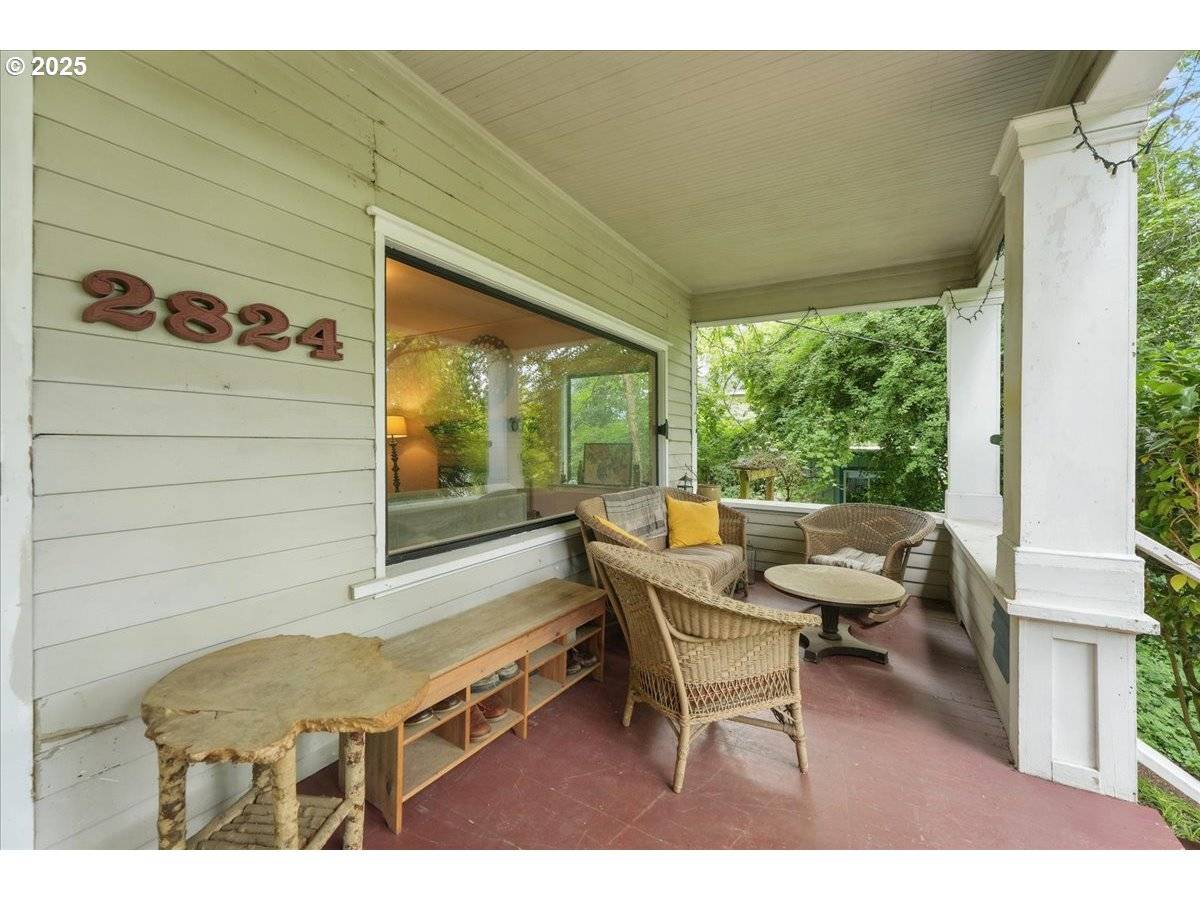 Portland, OR 97239,2824 SW ILLINOIS ST