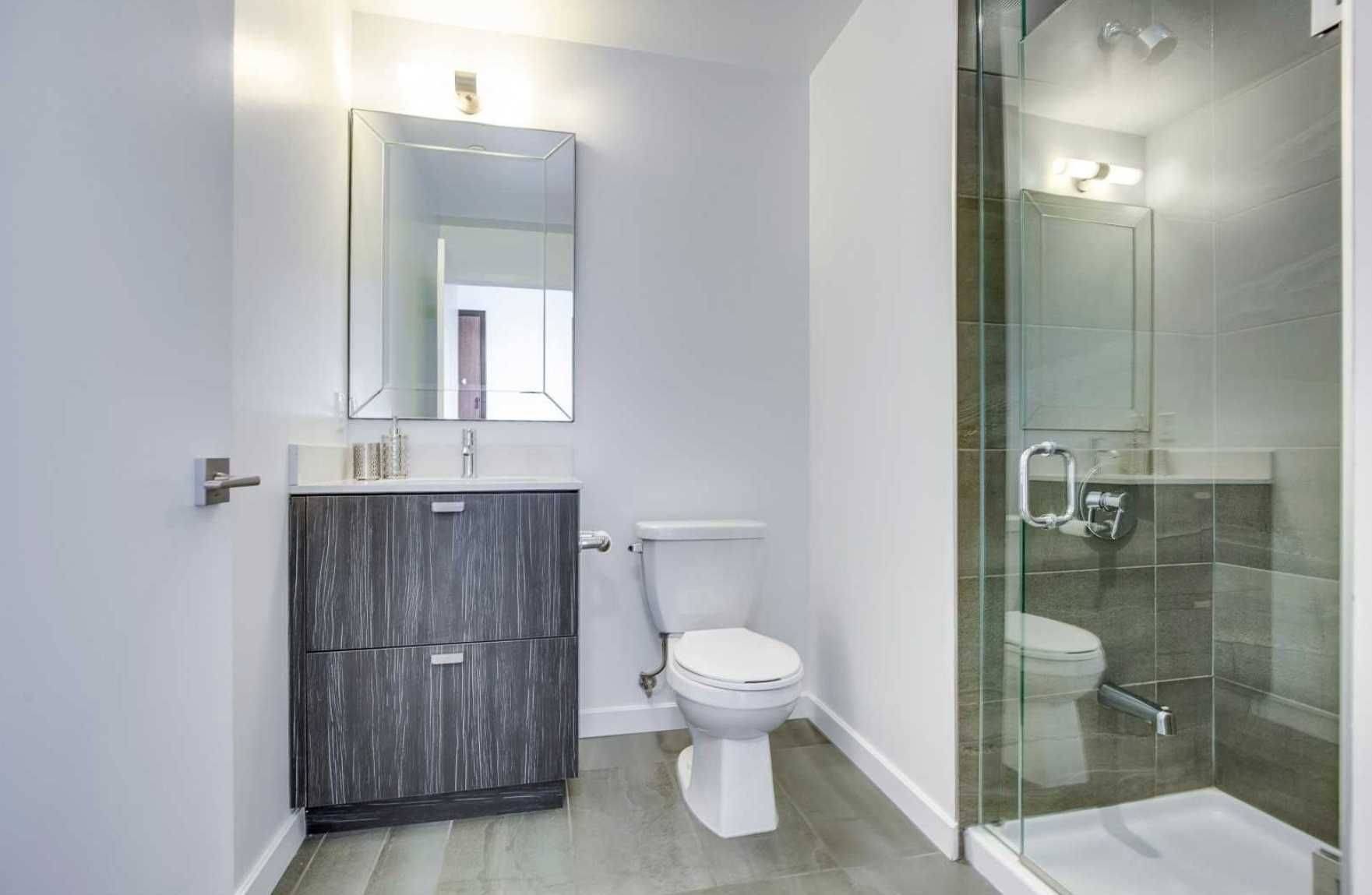 Toronto C15, ON M2J 1M6,56 Forest Manor RD #1404