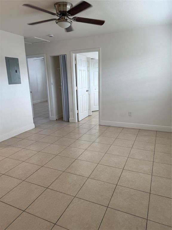 Riviera Beach, FL 33404,[StreetName,UnitNumber,StreetNumber,StreetDirPrefix]