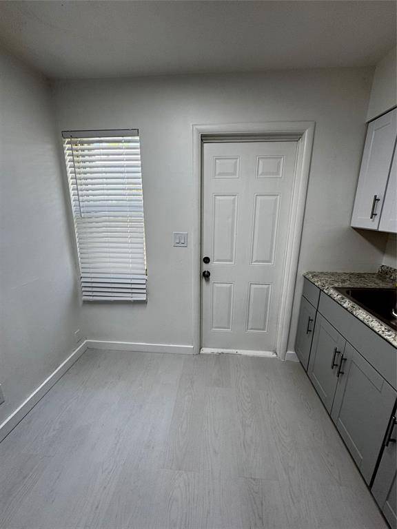 Lantana, FL 33462,705 W Branch St #1