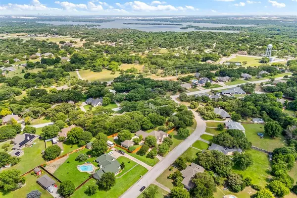 Lakeside, TX 76135,324 Lakeside Oaks Circle