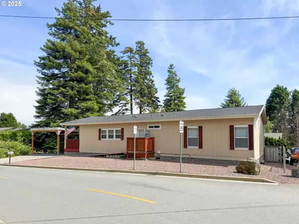 Brookings, OR 97415,631 HASSETT ST