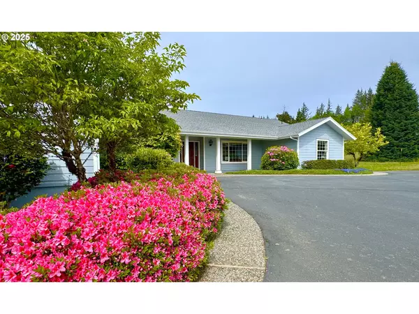 Brookings, OR 97415,98633 HARBOR HILLS HTS