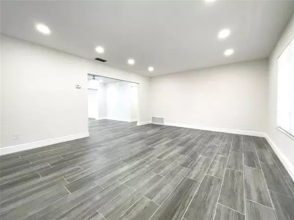 Pembroke Pines, FL 33024,9500 Johnson St