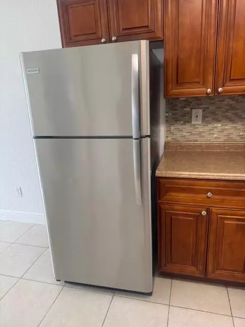 Riviera Beach, FL 33404,1096 W 28th St #A