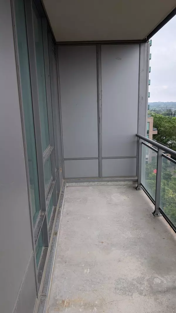 Mississauga, ON L5B 0C2,3525 Kariya DR #601