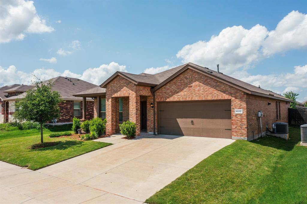 Fort Worth, TX 76036,4612 Corktree Lane