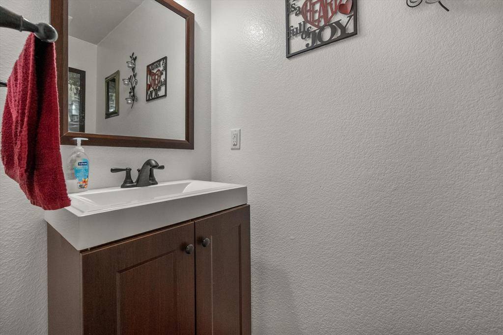 Burleson, TX 76028,1704 Village Park Court