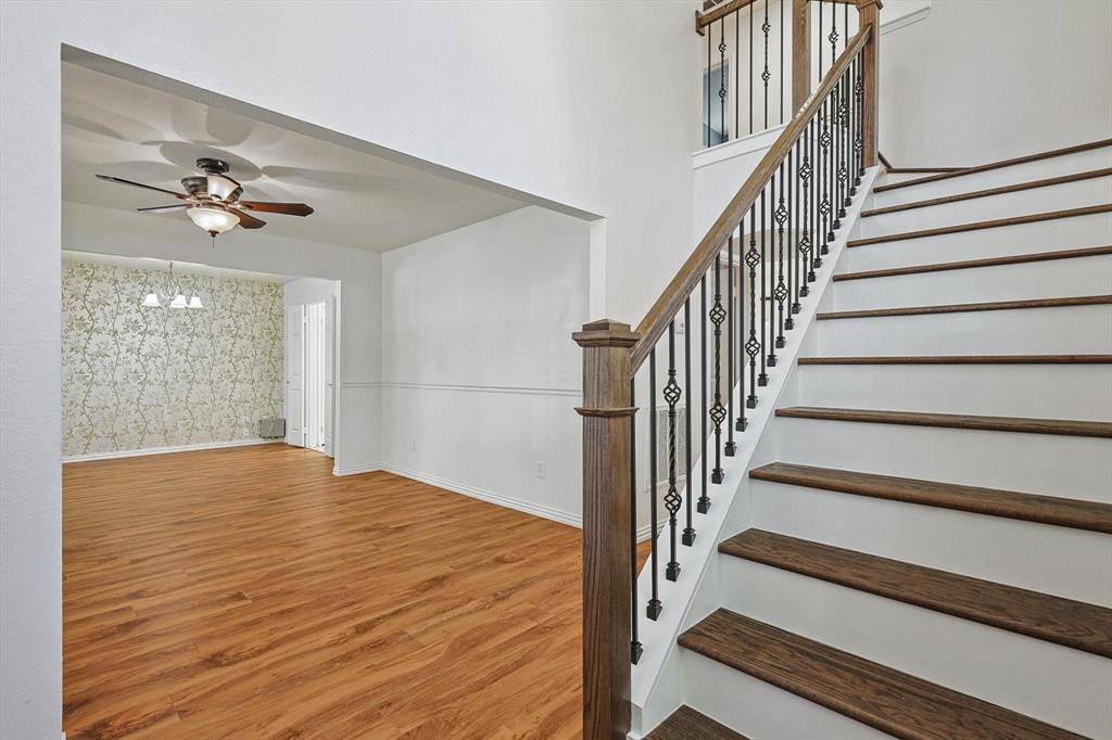 Garland, TX 75040,1719 Quail Run Drive