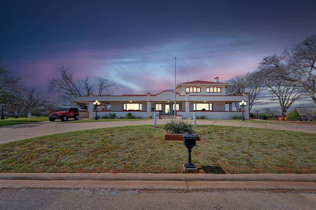 Sweetwater, TX 79556,1400 Sam Houston Street