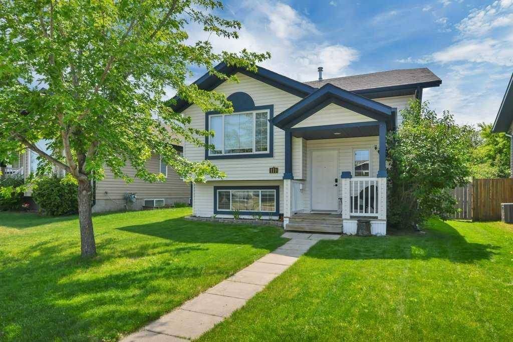 Lacombe, AB T4L 2N6,111 Woodland DR