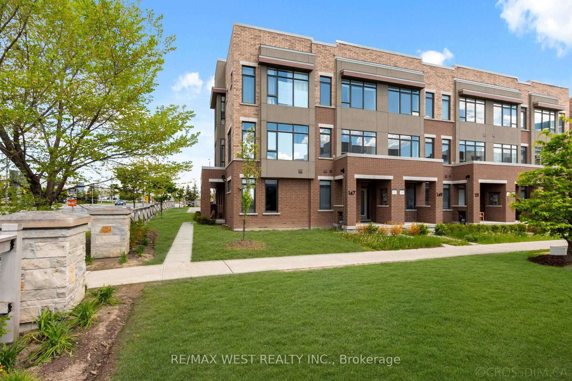 Vaughan, ON L6A 2Z2,147 Salterton CIR