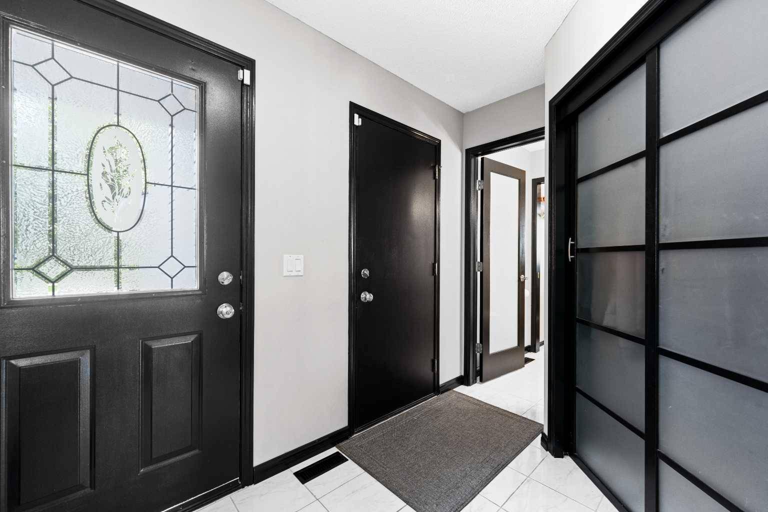 Calgary, AB T2Y 3G7,390 Somerside PARK Southwest