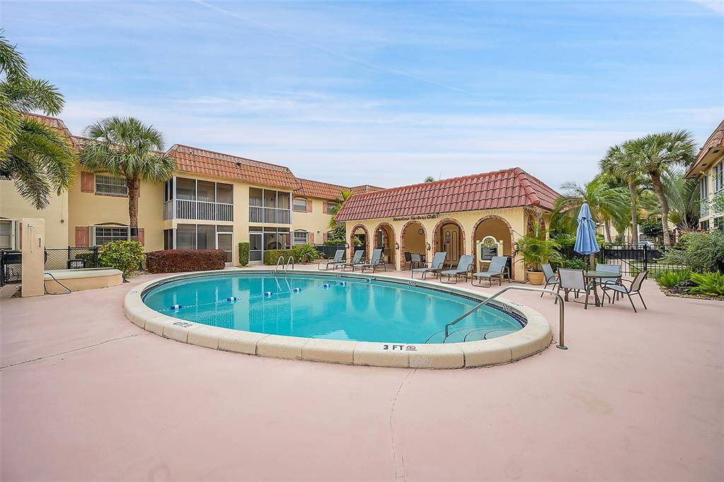 Pompano Beach, FL 33060,101 E Mcnab Rd #122