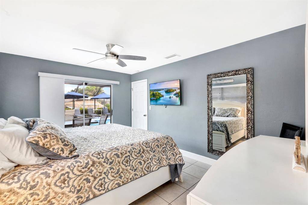 Cape Coral, FL 33914,[StreetName,UnitNumber,StreetNumber,StreetDirPrefix]