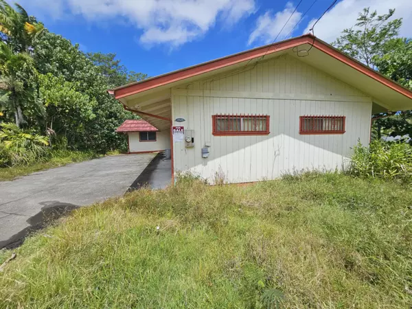 Keaau, HI 96749,17-233 IPUAIWAHA ST