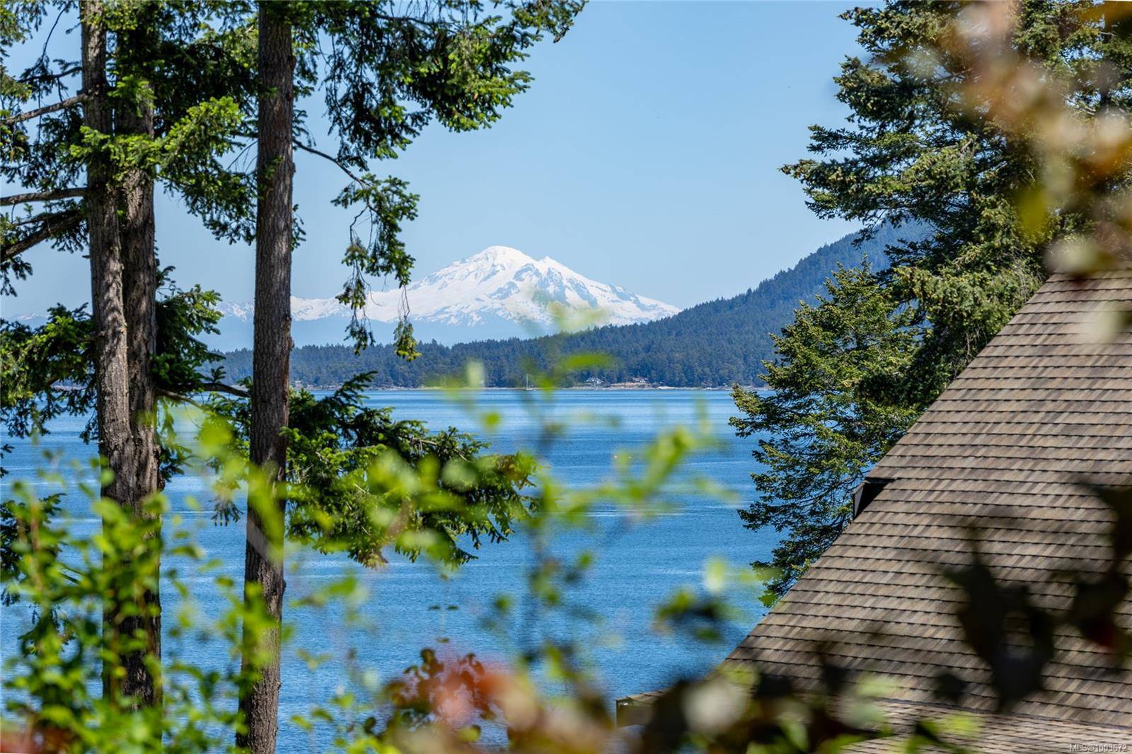 Pender Island, BC V0N 2M1,4214 Clam Bay Rd
