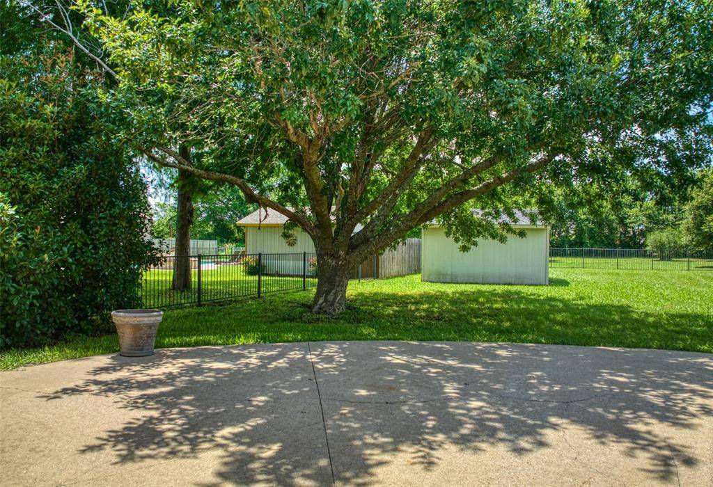 Waxahachie, TX 75165,119 Country Drive