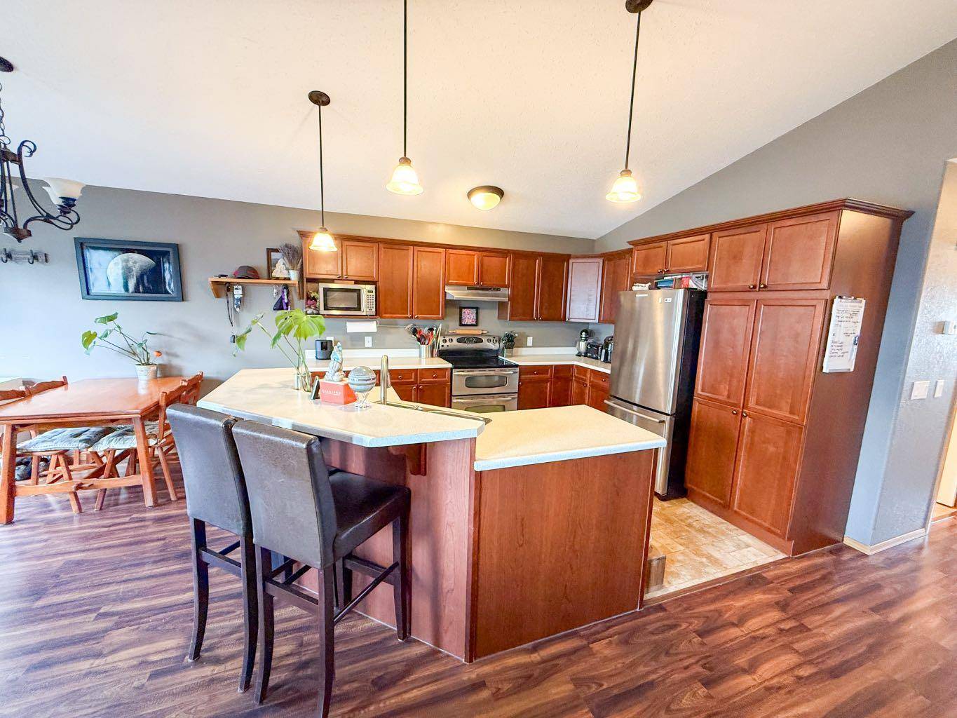 Whitecourt, AB T7S 0A8,6 Rivers Place