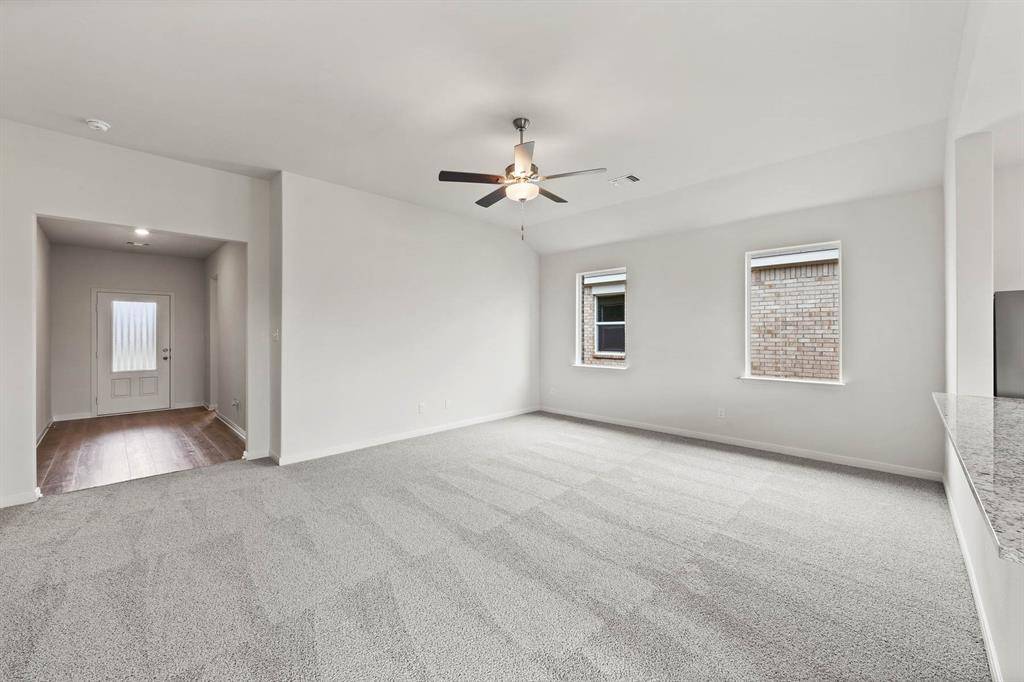 Cresson, TX 76035,13409 Gitty Up Circle