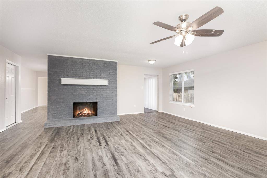 Bedford, TX 76021,2132 Loma Verde Drive
