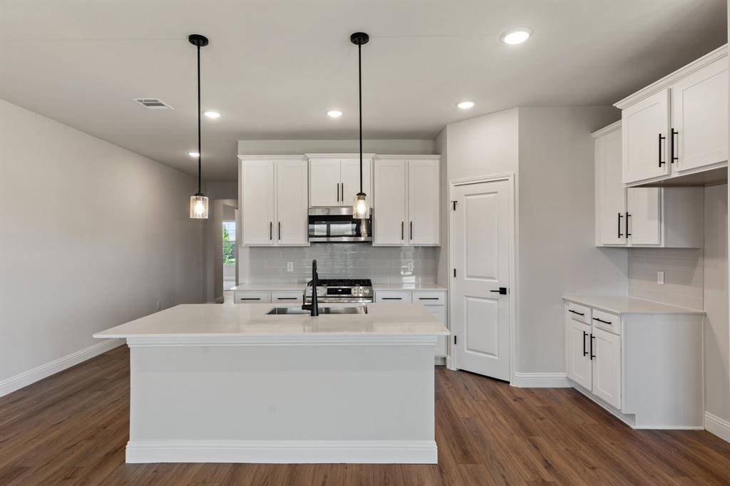 Nevada, TX 75173,216 Briarwood Drive