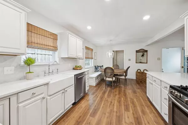 3347 Whirlaway Road, Dallas, TX 75229