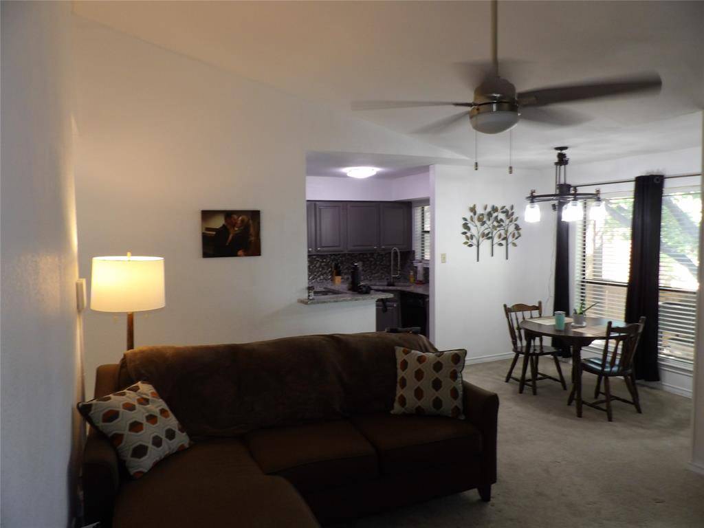 Arlington, TX 76011,2101 Calico Lane #2621
