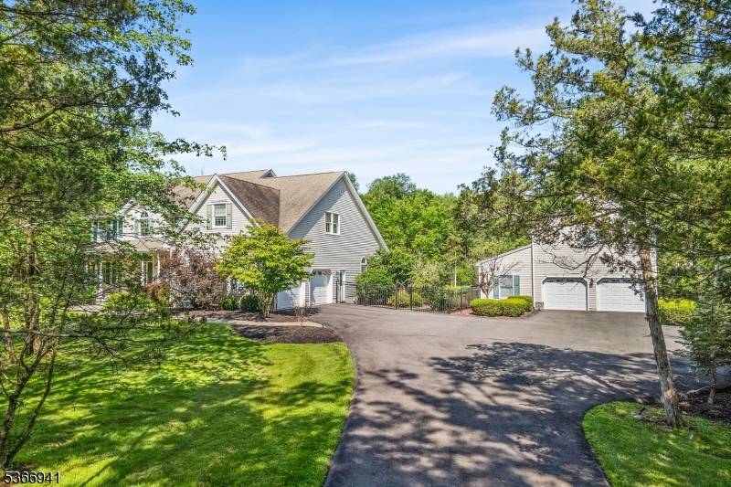 Readington Twp., NJ 08822,21 Partridge Rd