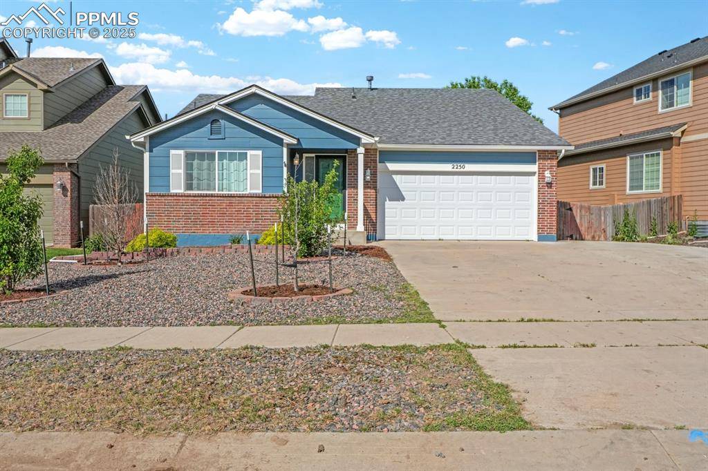 2250 Streambank DR, Colorado Springs, CO 80951